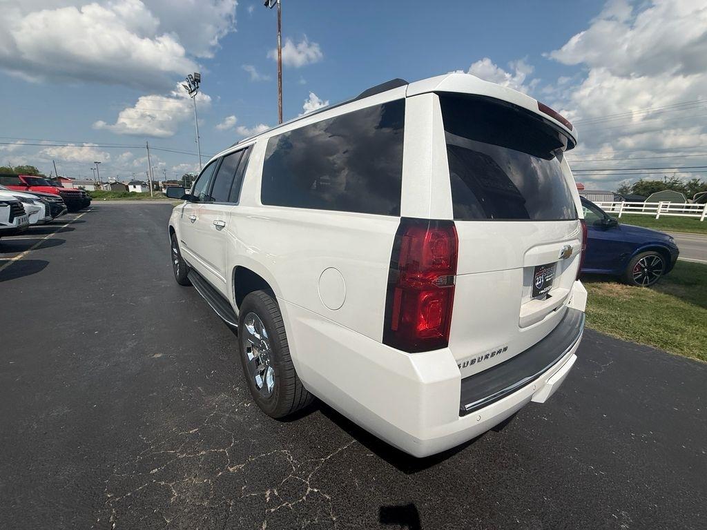 Chevrolet Suburban Premier 4WD 2017