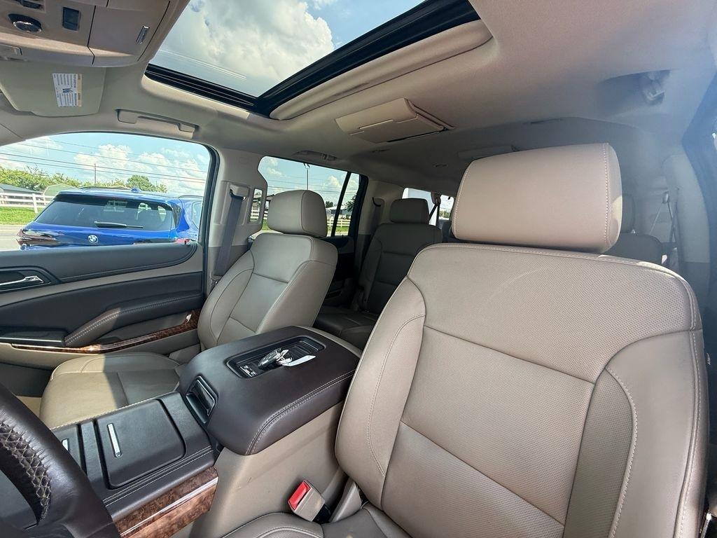 Chevrolet Suburban Premier 4WD 2017