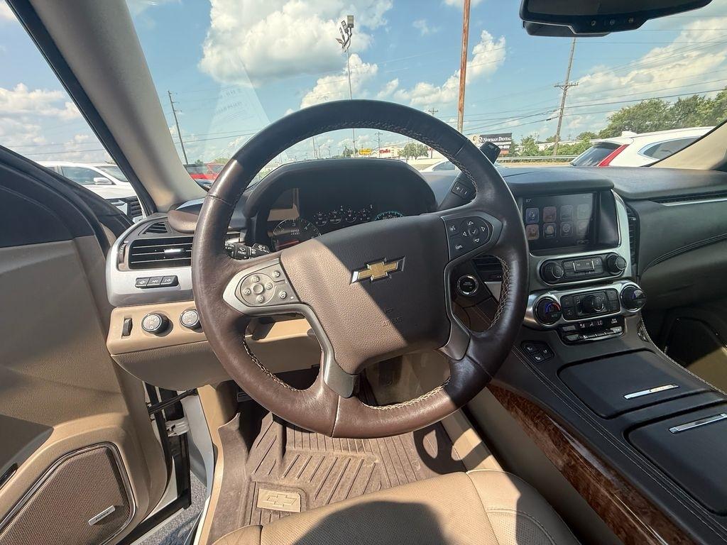 Chevrolet Suburban Premier 4WD 2017