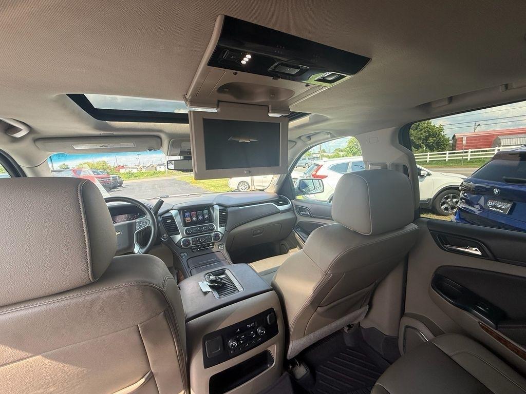 Chevrolet Suburban Premier 4WD 2017
