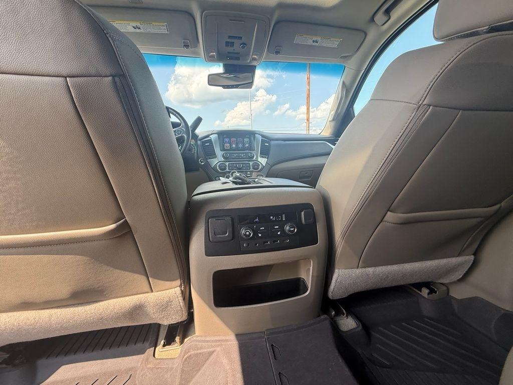 Chevrolet Suburban Premier 4WD 2017