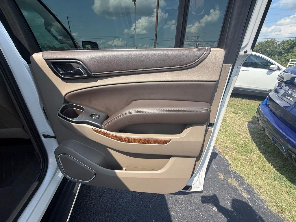Chevrolet Suburban Premier 4WD 2017