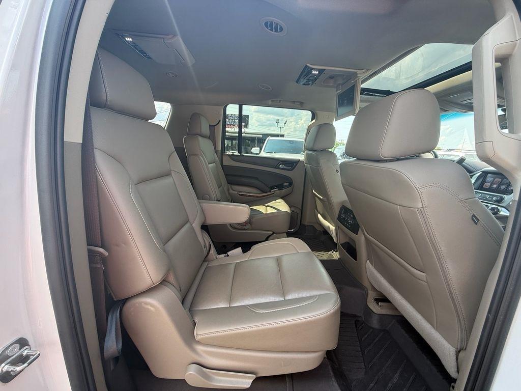 Chevrolet Suburban Premier 4WD 2017