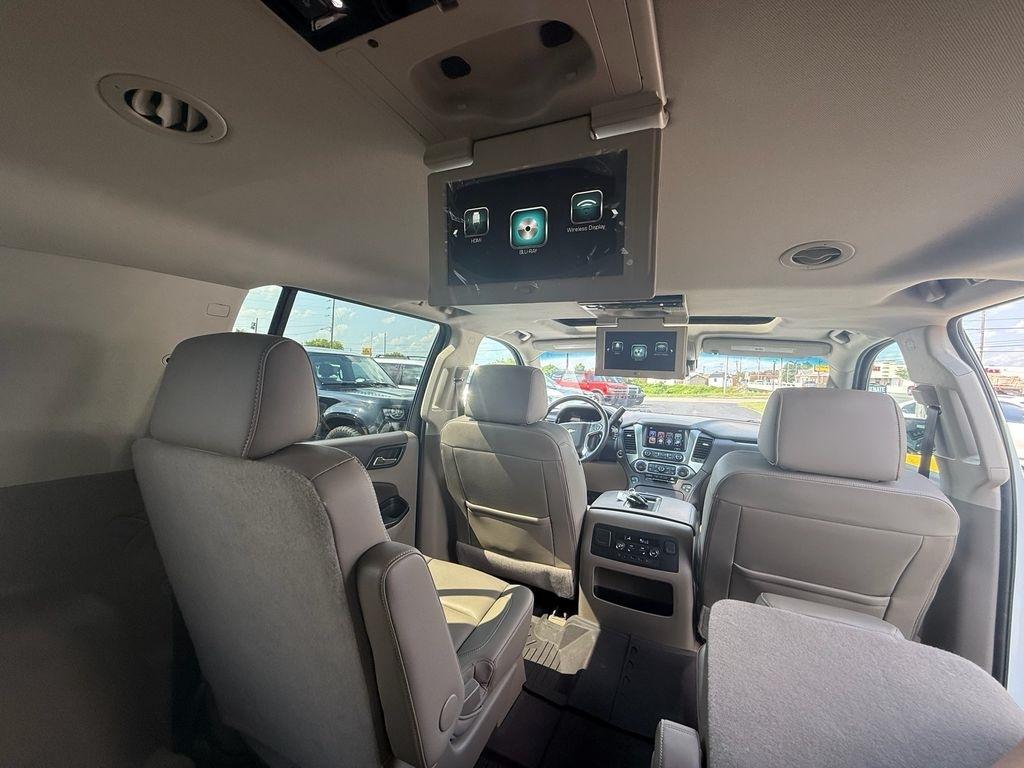 Chevrolet Suburban Premier 4WD 2017