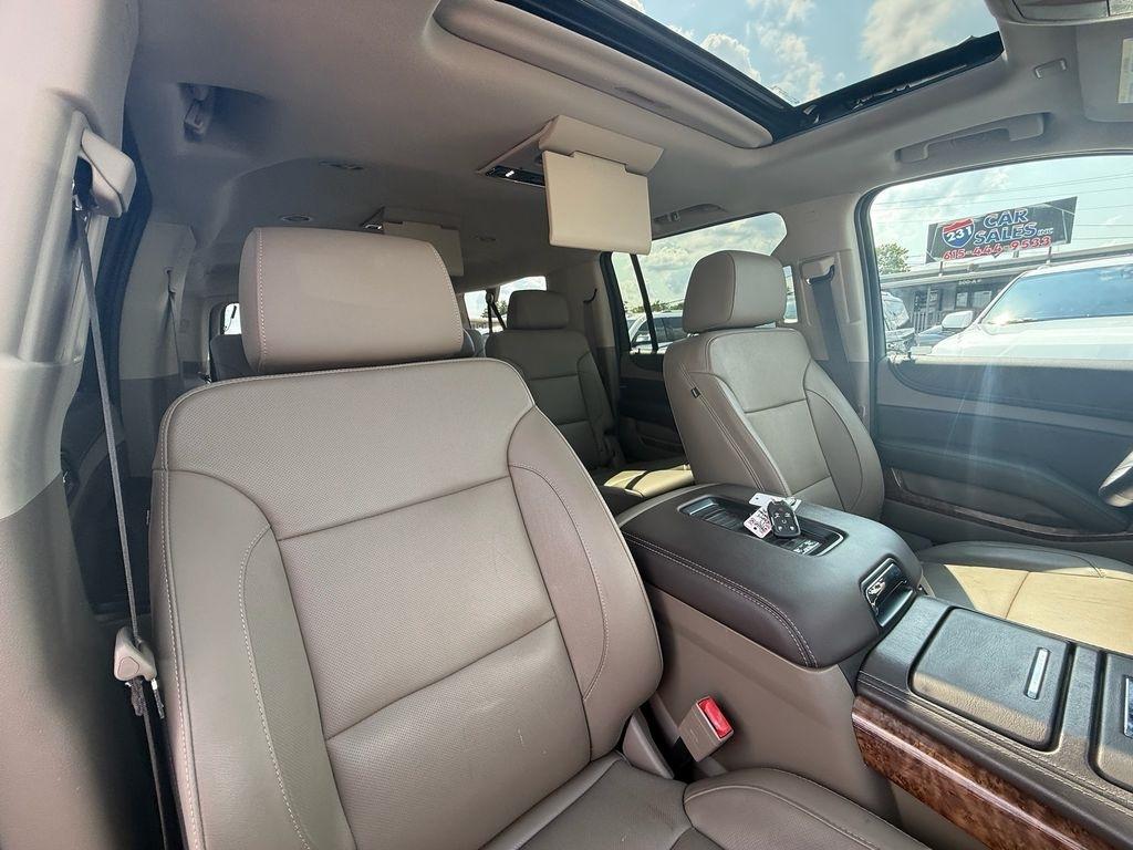 Chevrolet Suburban Premier 4WD 2017