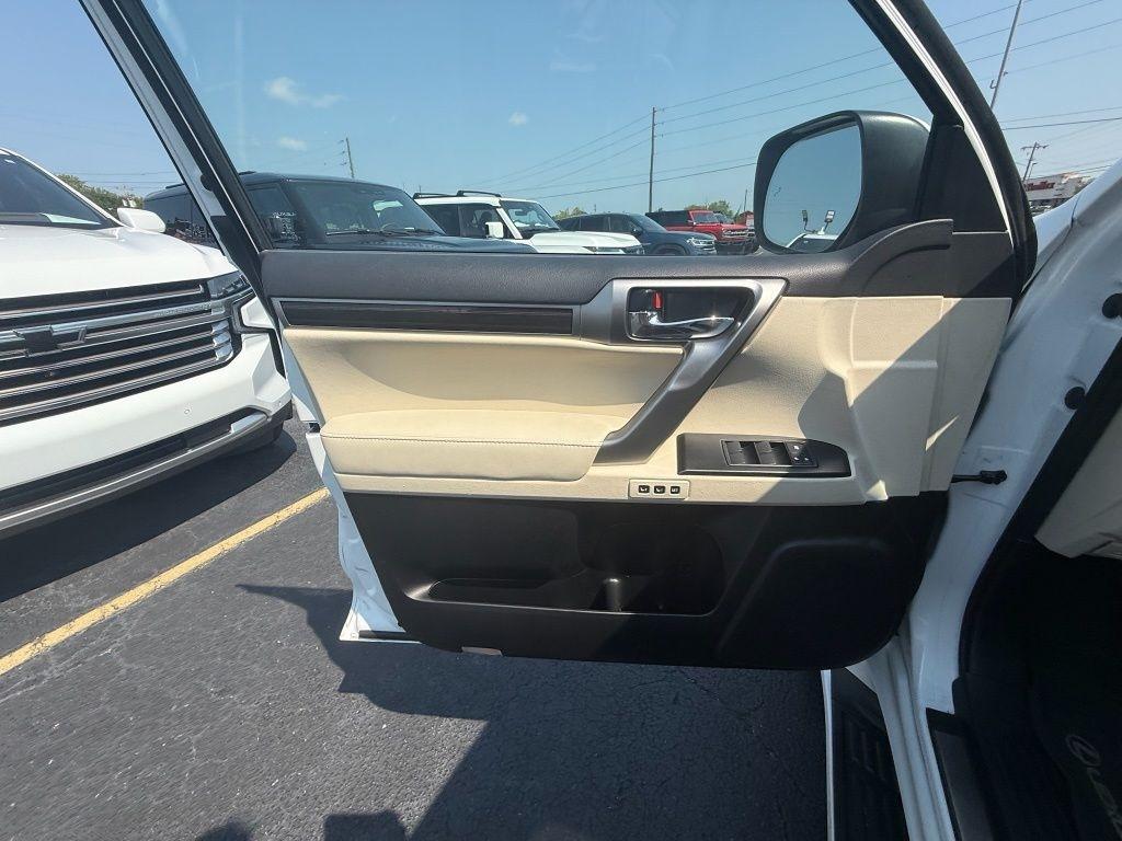 Lexus GX 460 Base 2023