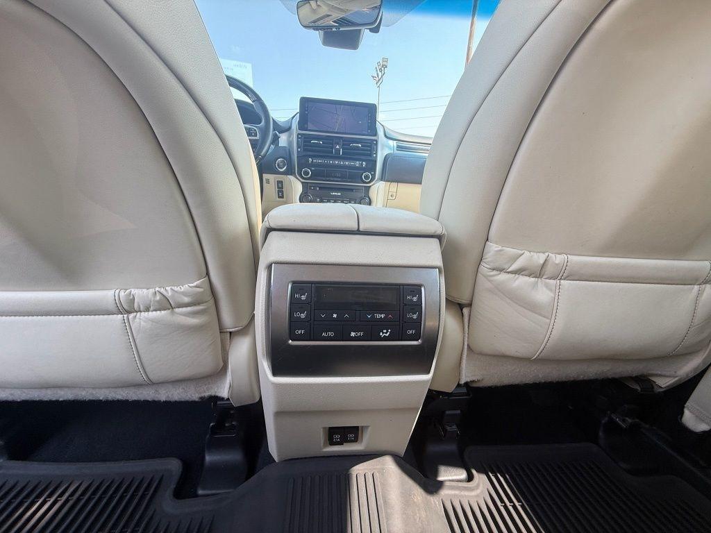 Lexus GX 460 Base 2023