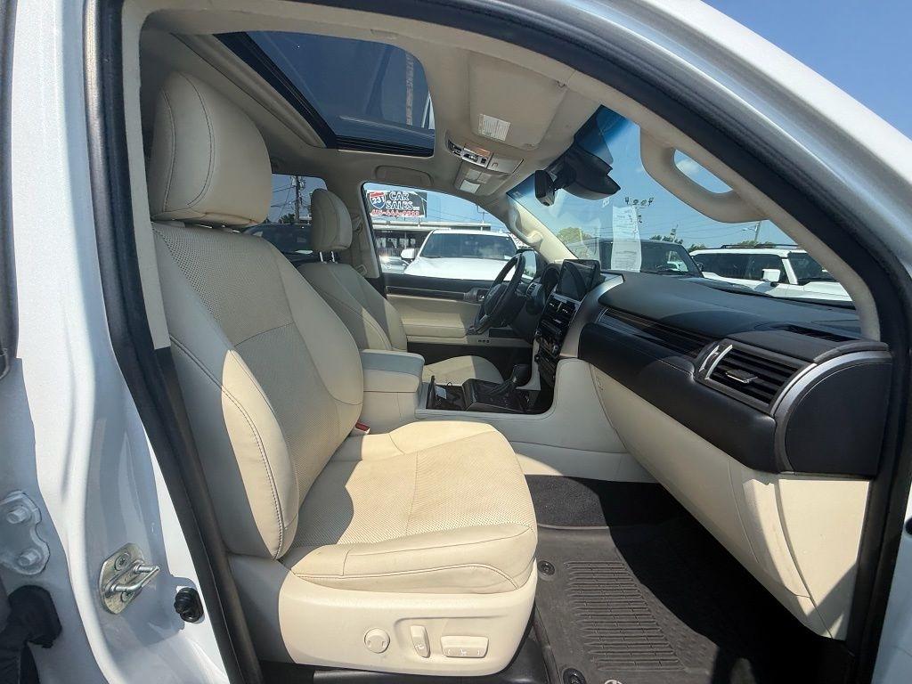 Lexus GX 460 Base 2023