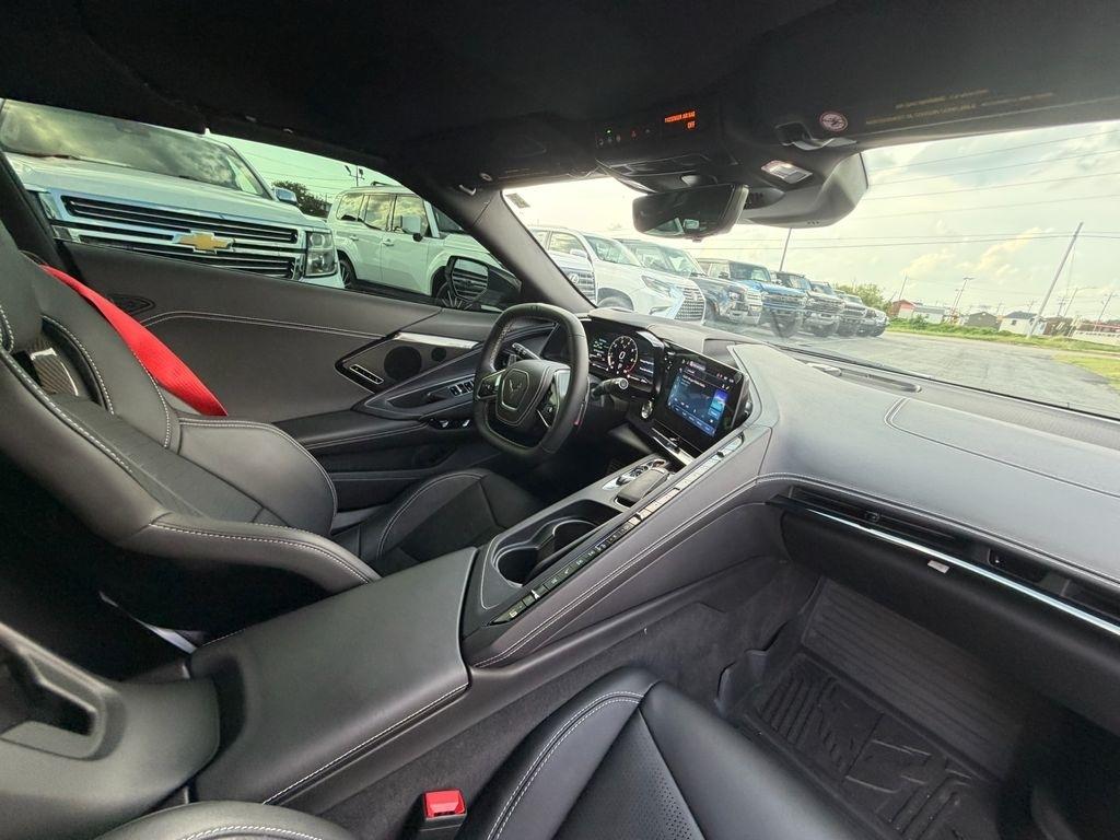 Chevrolet Corvette 2LT Convertible 2025