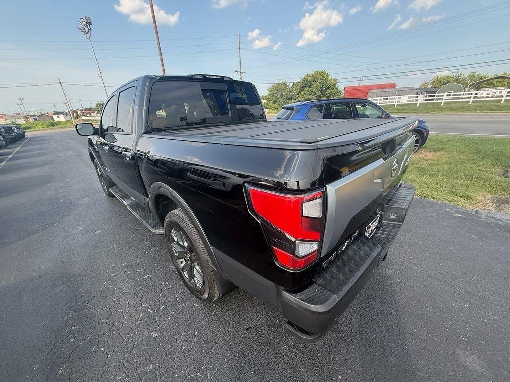 Nissan Titan Platinum Reserve Crew Cab 4WD 2020