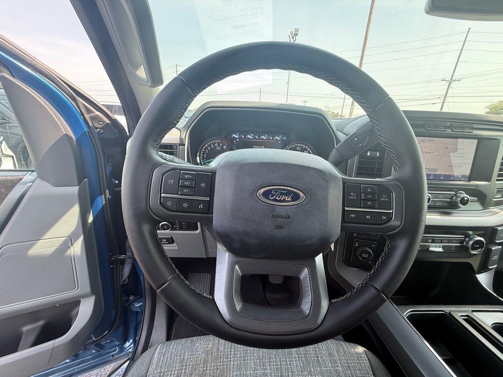 Ford F-150 XLT SuperCrew 4WD 2023