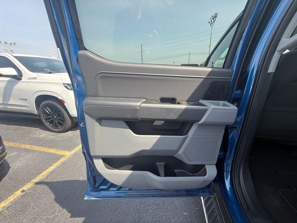 Ford F-150 XLT SuperCrew 4WD 2023