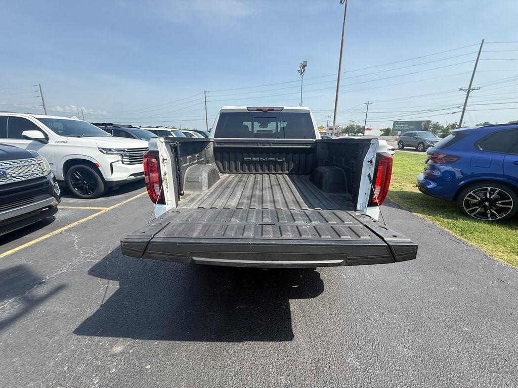 GMC Sierra 1500 Denali Ultimate Crew Cab 4WD 2023