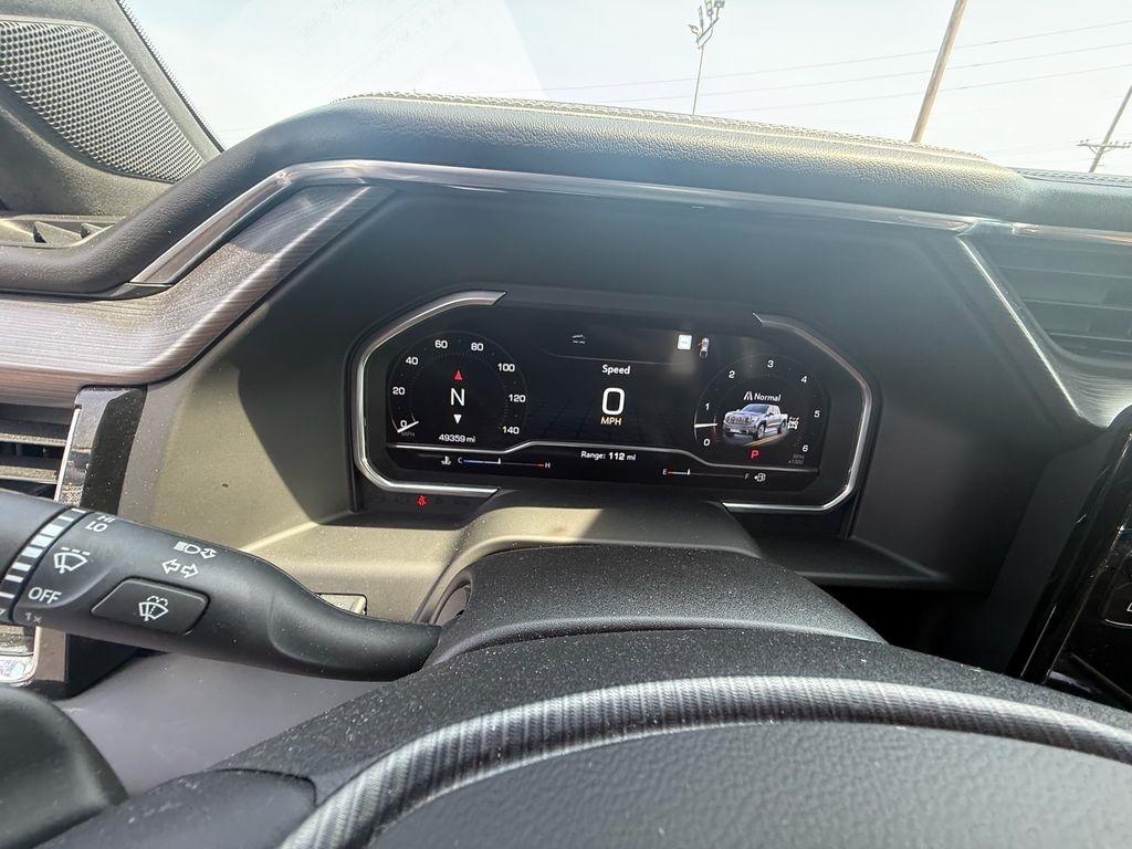 GMC Sierra 1500 Denali Ultimate Crew Cab 4WD 2023