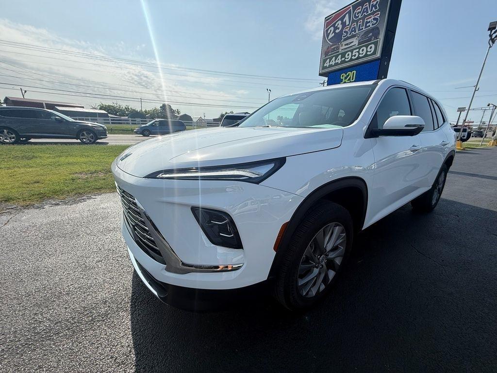 Buick Enclave Preferred FWD 2026