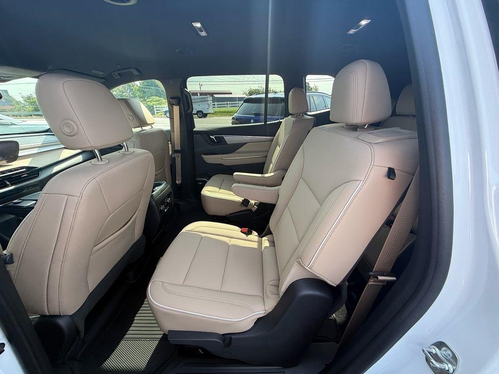 Buick Enclave Preferred FWD 2026