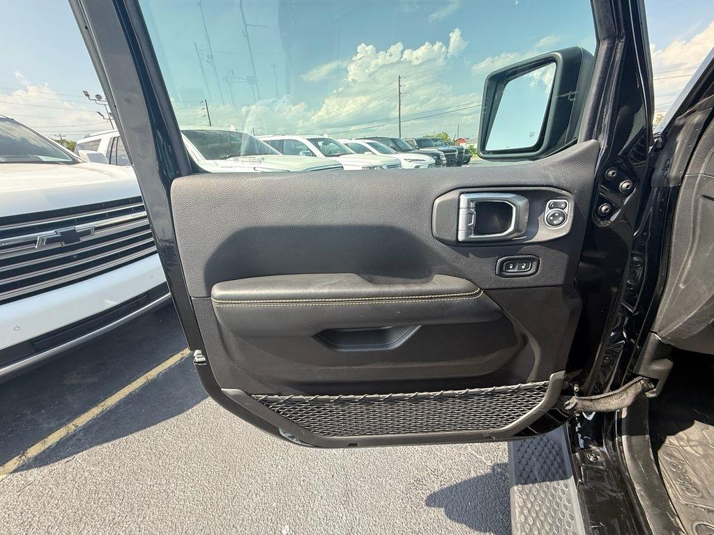 Jeep Wrangler Sahara 2024