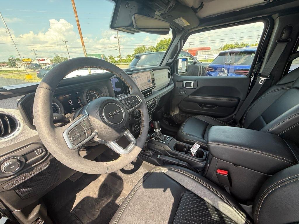Jeep Wrangler Sahara 2024