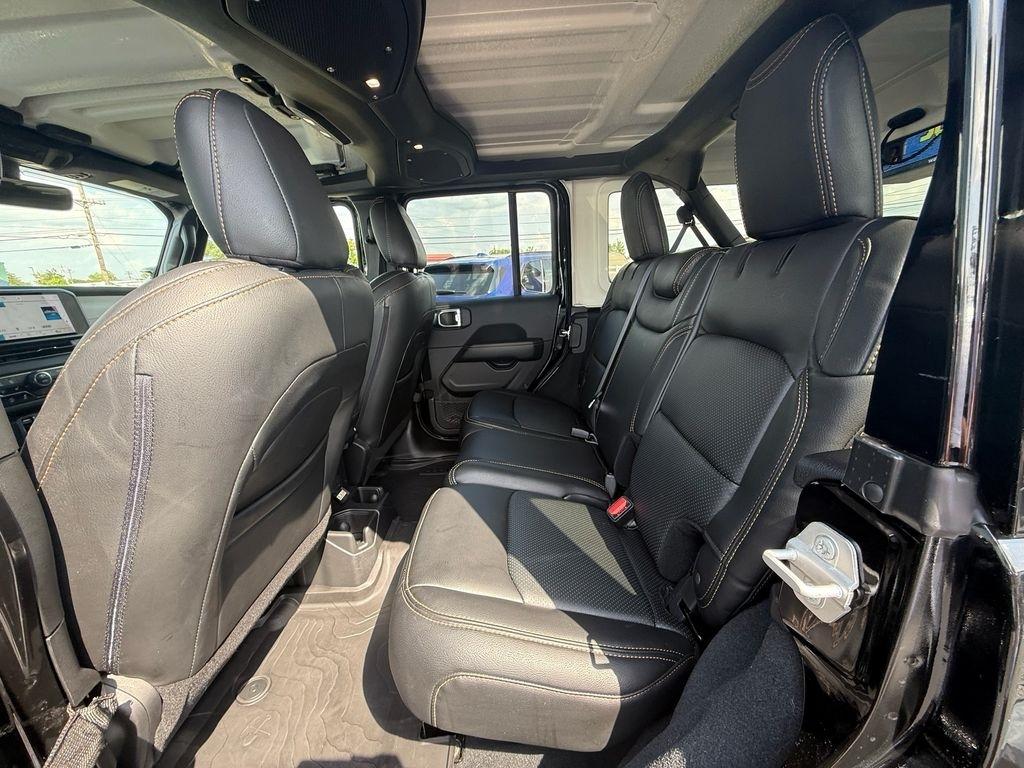Jeep Wrangler Sahara 2024
