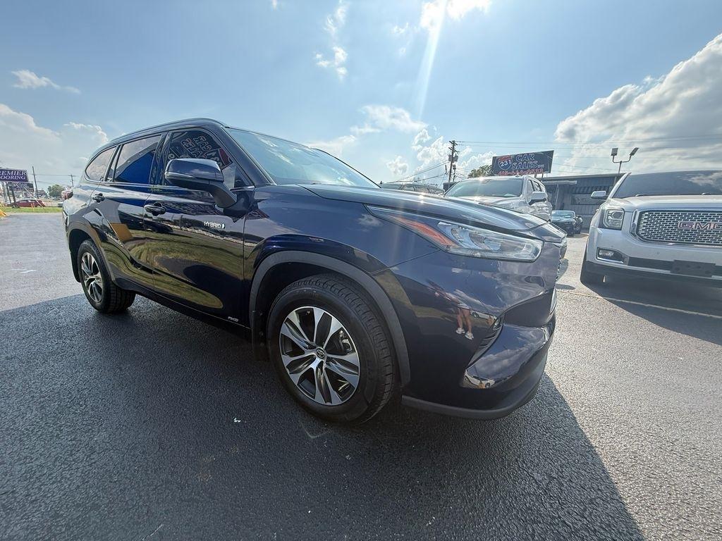 Toyota Highlander Hybrid XLE AWD 2020
