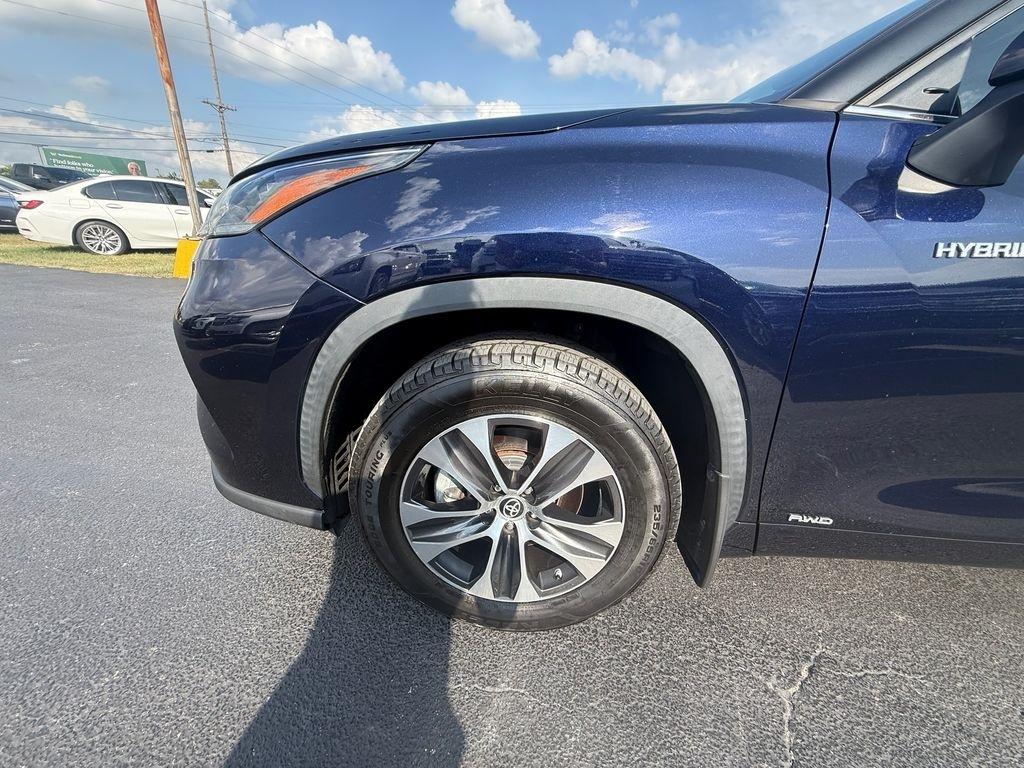 Toyota Highlander Hybrid XLE AWD 2020