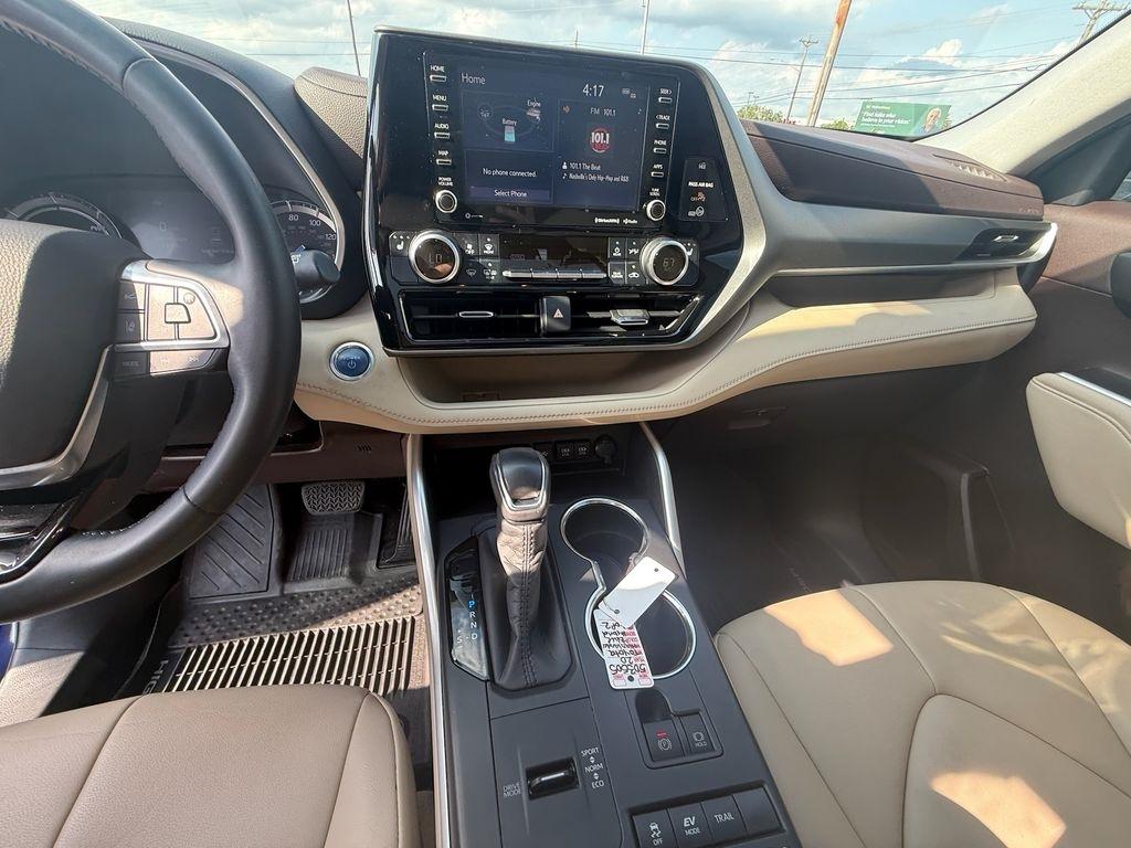 Toyota Highlander Hybrid XLE AWD 2020
