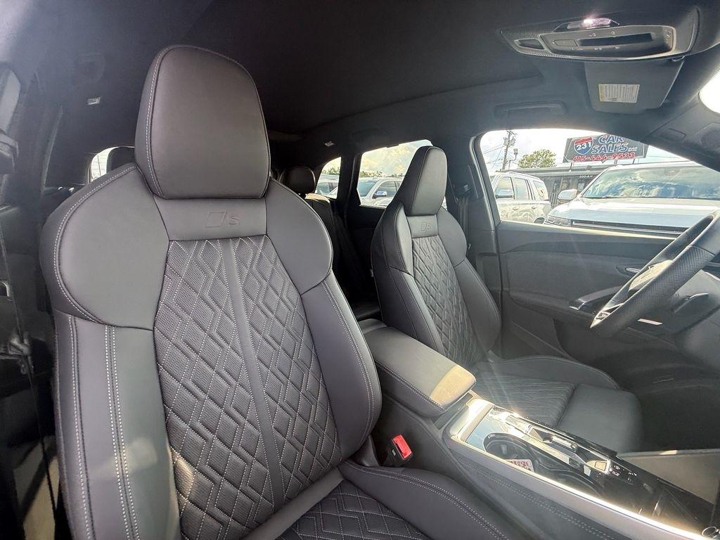 Audi SQ5 3.0T Premium Plus quattro 2025