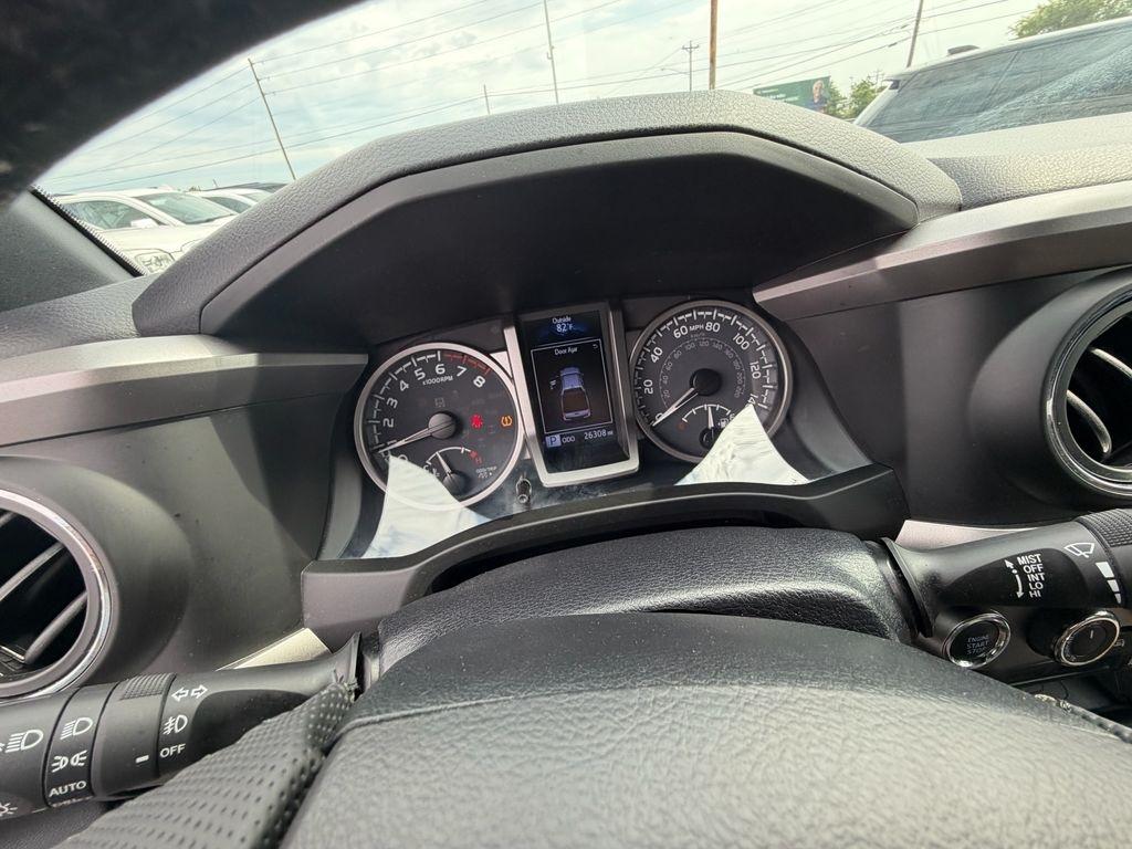 Toyota Tacoma Limited Double Cab V6 6AT 4WD 2021
