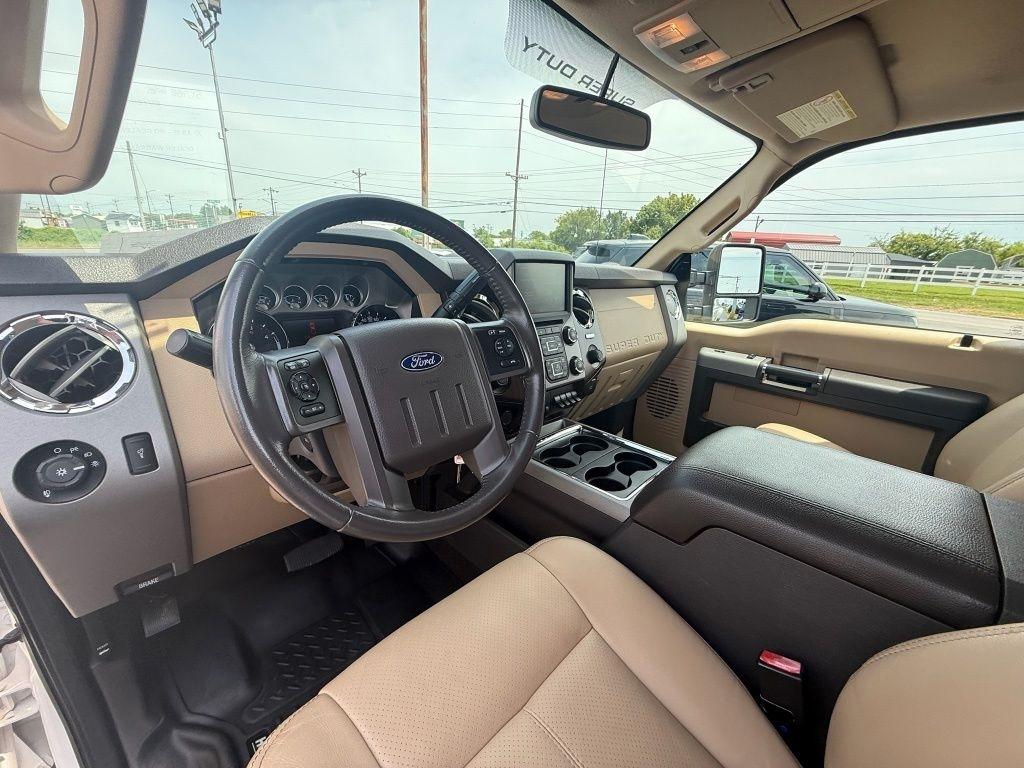 Ford F-350 SD Lariat Crew Cab DRW 4WD 2016