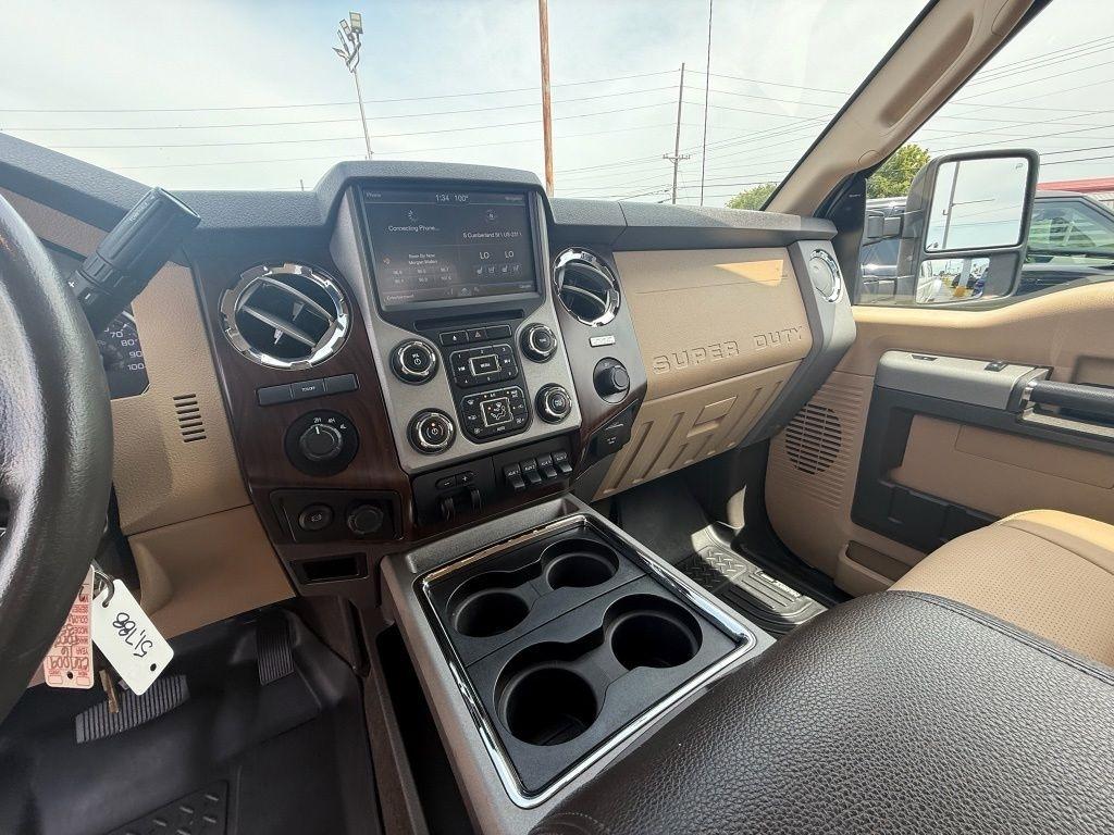 Ford F-350 SD Lariat Crew Cab DRW 4WD 2016