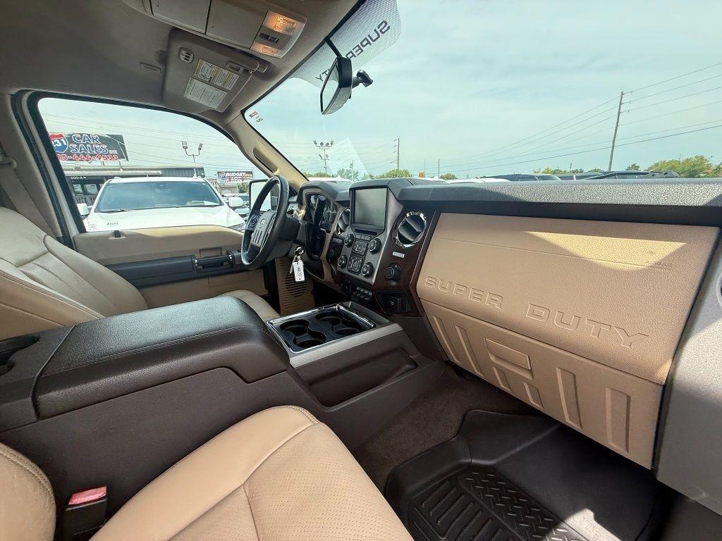 Ford F-350 SD Lariat Crew Cab DRW 4WD 2016