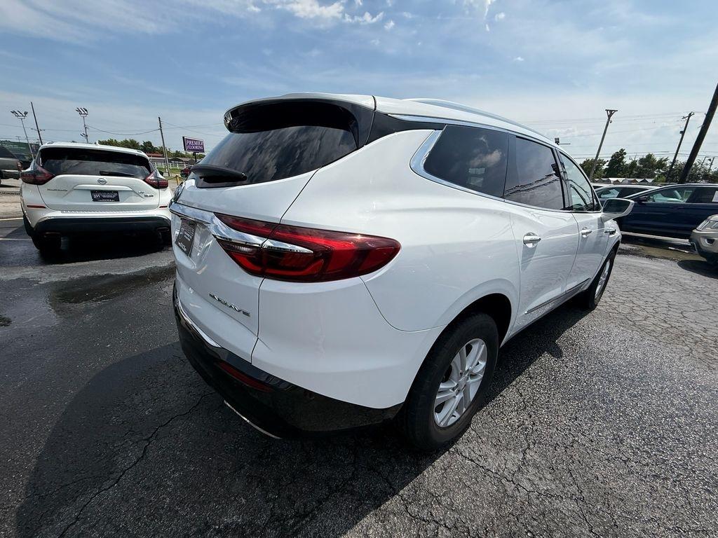 Buick Enclave Essence FWD 2018