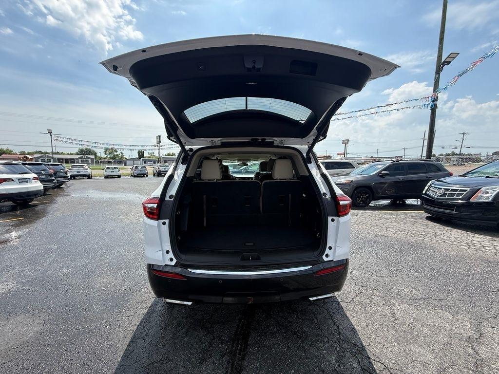 Buick Enclave Essence FWD 2018