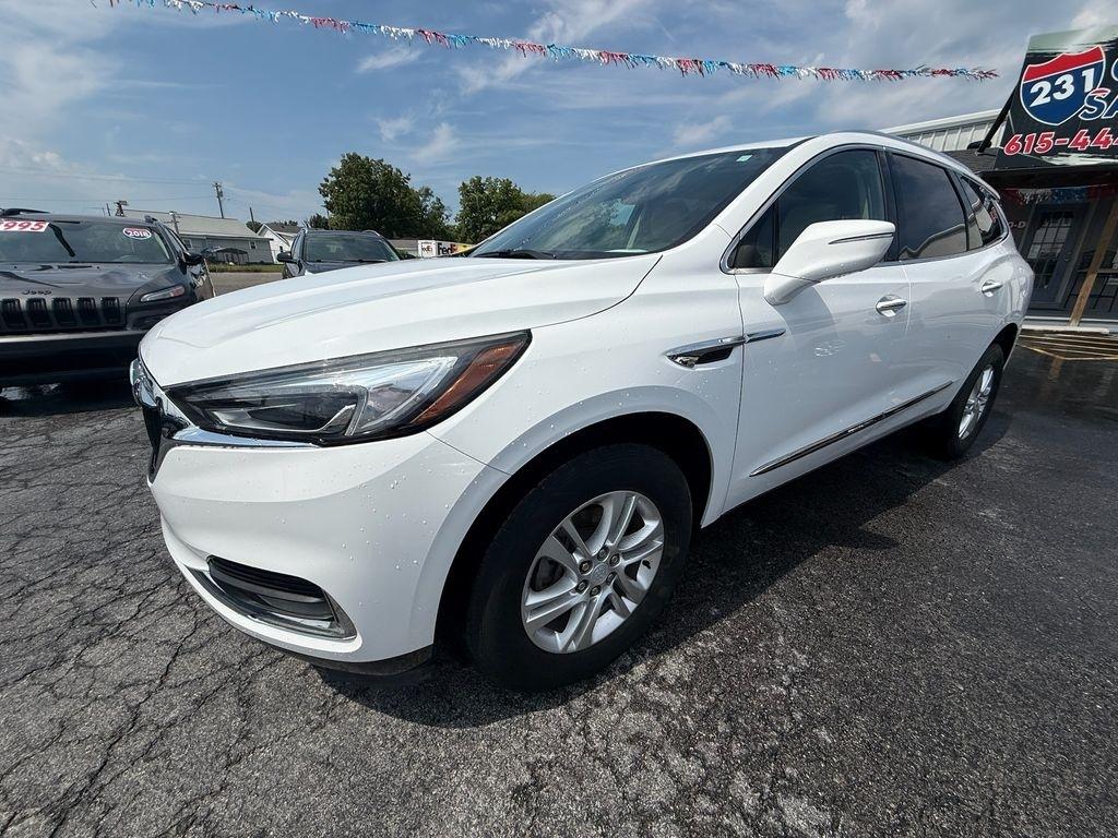 Buick Enclave Essence FWD 2018