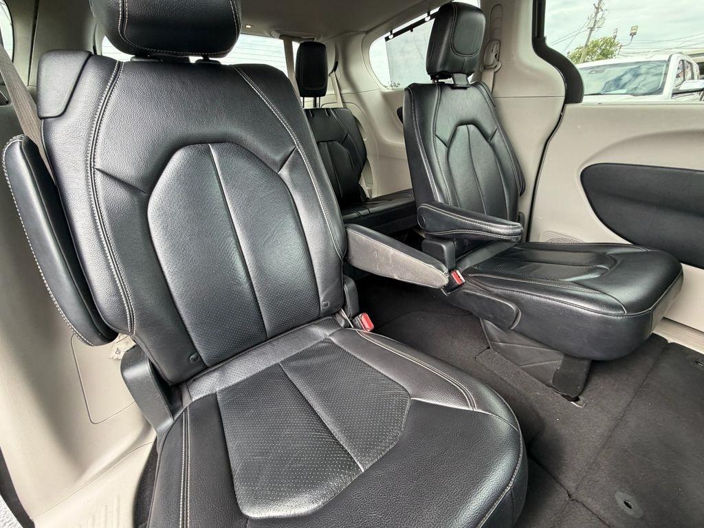 Chrysler Pacifica Touring-L 2022