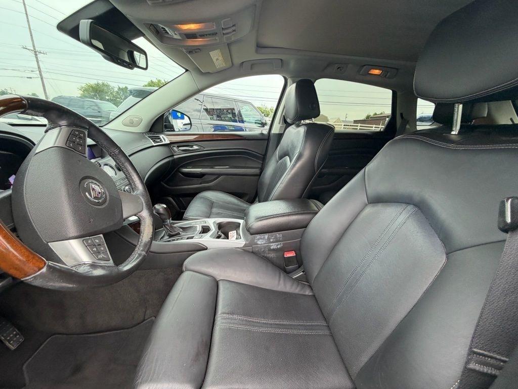 Cadillac SRX Luxury 2012