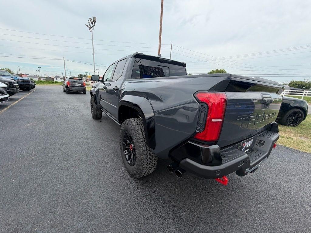 Toyota Tacoma Double Cab 4WD 2025