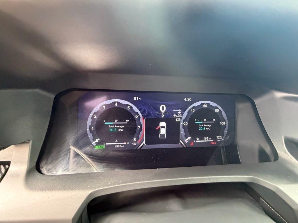 Toyota Tacoma Double Cab 4WD 2025