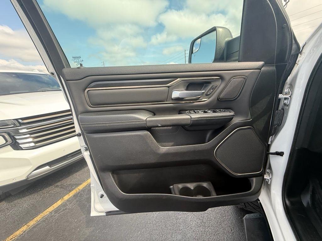 RAM 1500 Rebel Crew Cab SB 4WD 2021