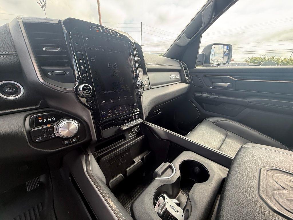 RAM 1500 Rebel Crew Cab SB 4WD 2021