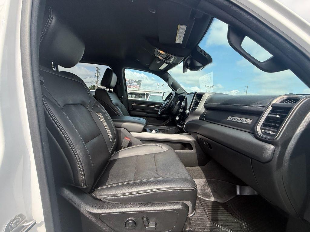 RAM 1500 Rebel Crew Cab SB 4WD 2021