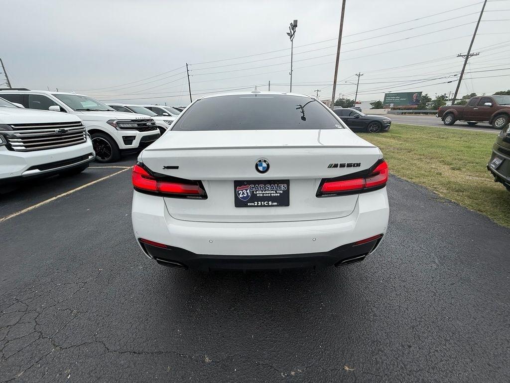 BMW 5-Series M550i xDrive 2022