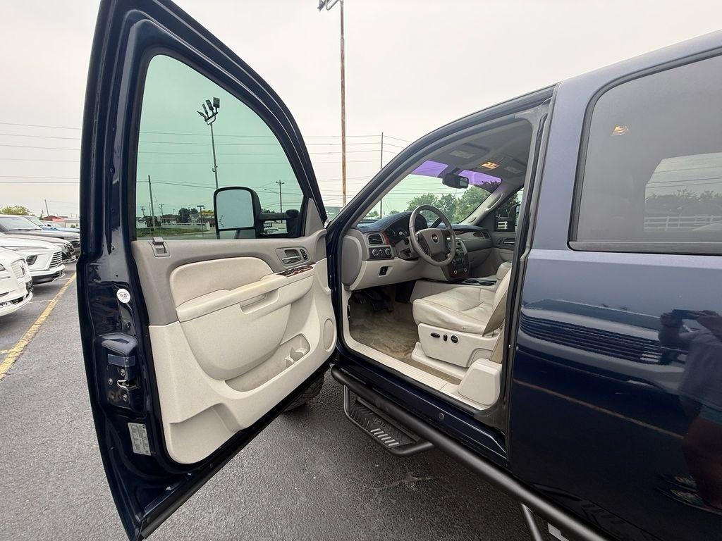 Chevrolet Silverado 2500HD LTZ Ext. Cab 4WD 2011