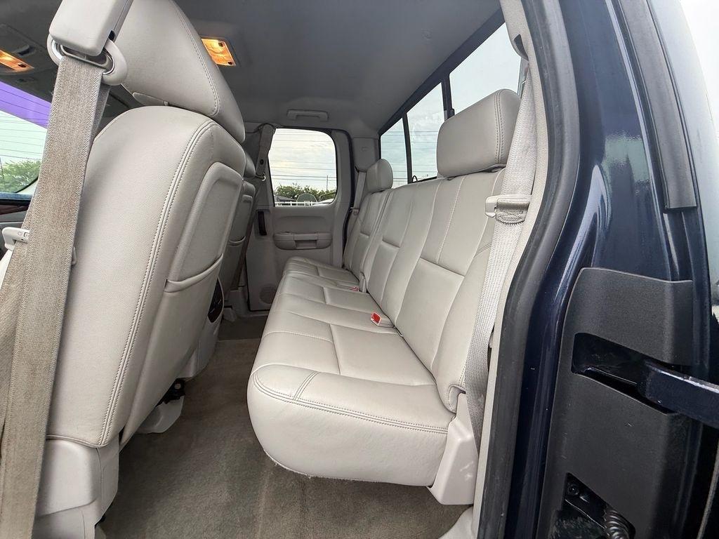 Chevrolet Silverado 2500HD LTZ Ext. Cab 4WD 2011