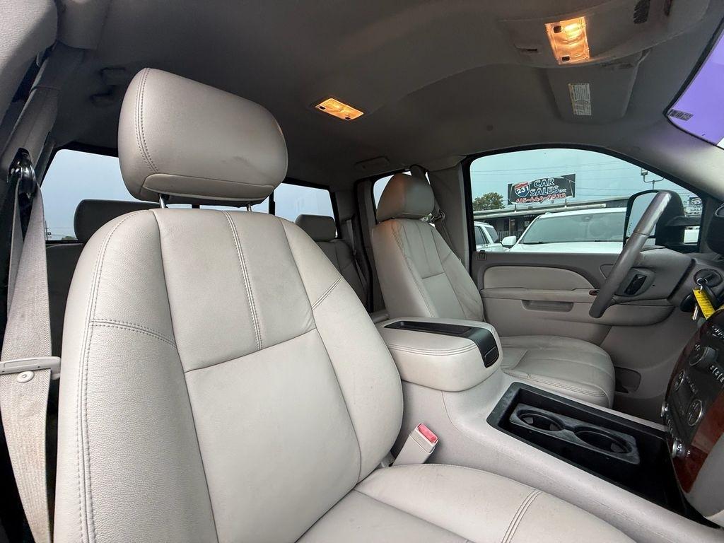 Chevrolet Silverado 2500HD LTZ Ext. Cab 4WD 2011