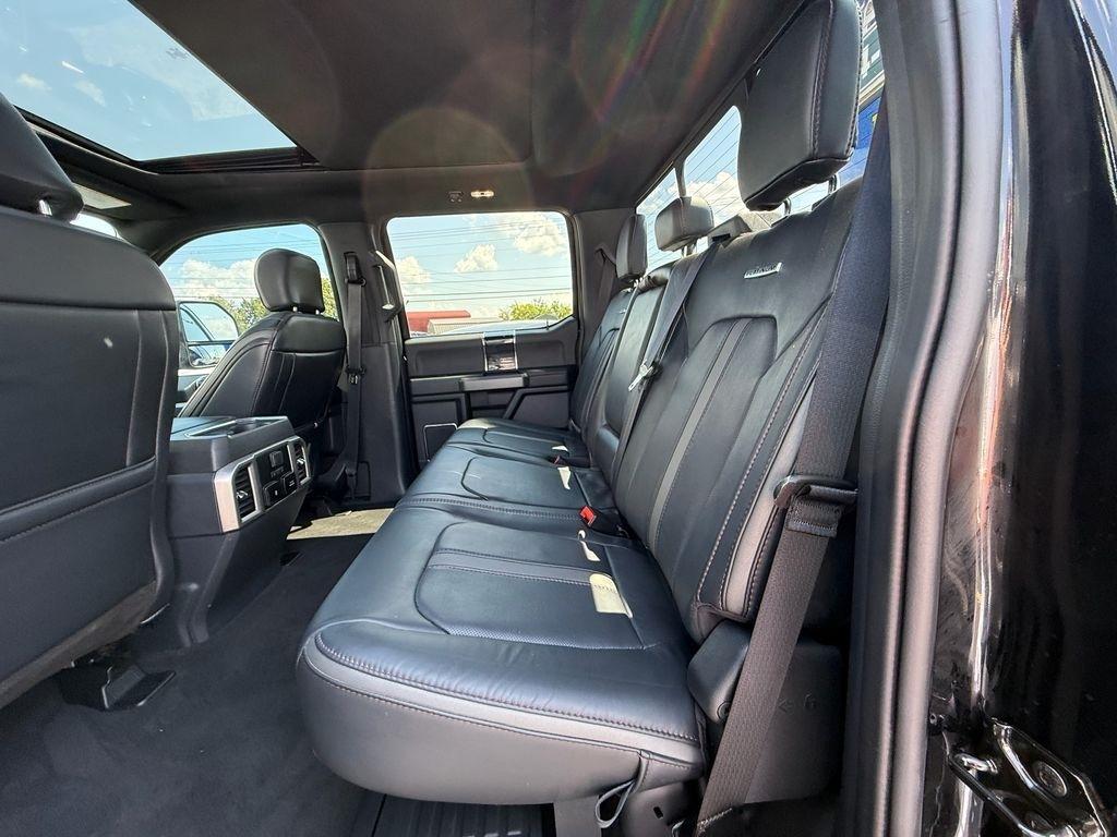 Ford F-250 SD Platinum Crew Cab 4WD 2022