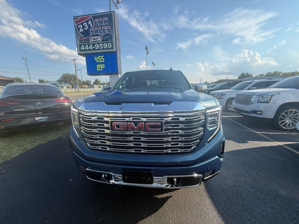 GMC Sierra 1500 Denali Crew Cab 4WD 2026