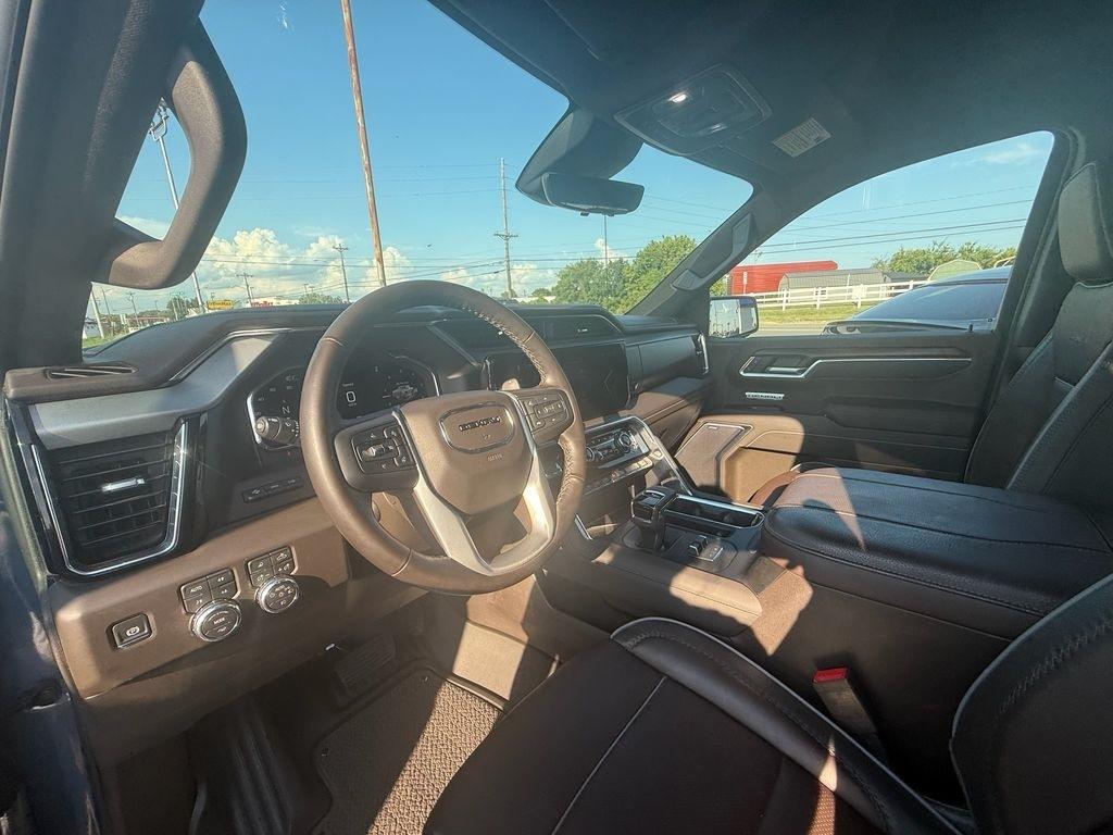 GMC Sierra 1500 Denali Crew Cab 4WD 2026