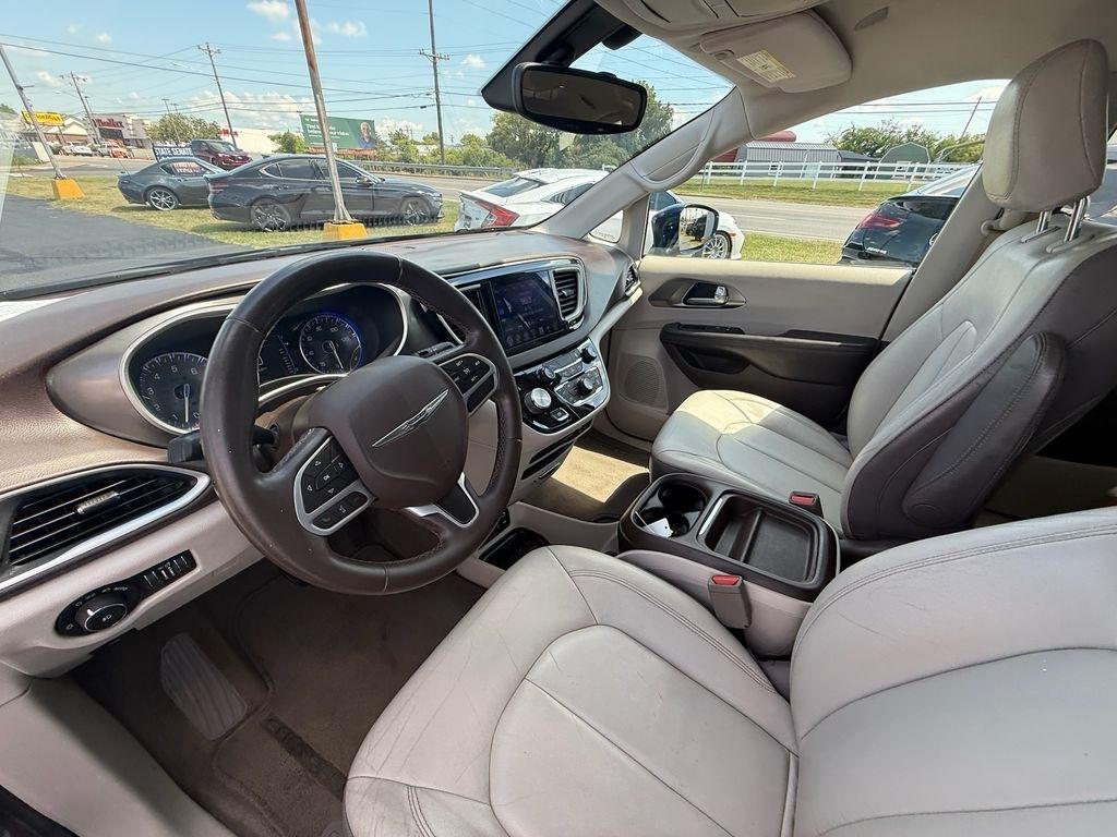 Chrysler Pacifica Touring-L 2017