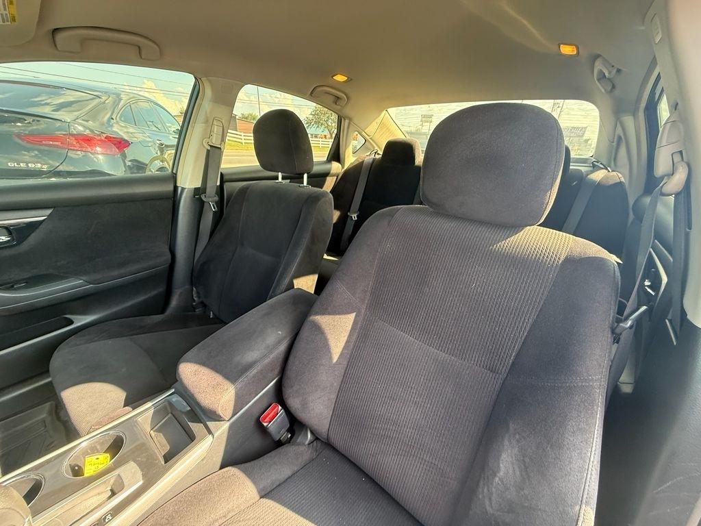 Nissan Altima 2.5 S 2013